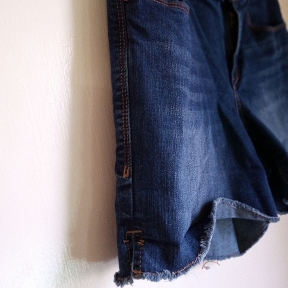 1822 Denim jean shorts women's size 8 - Picture 6 of 9